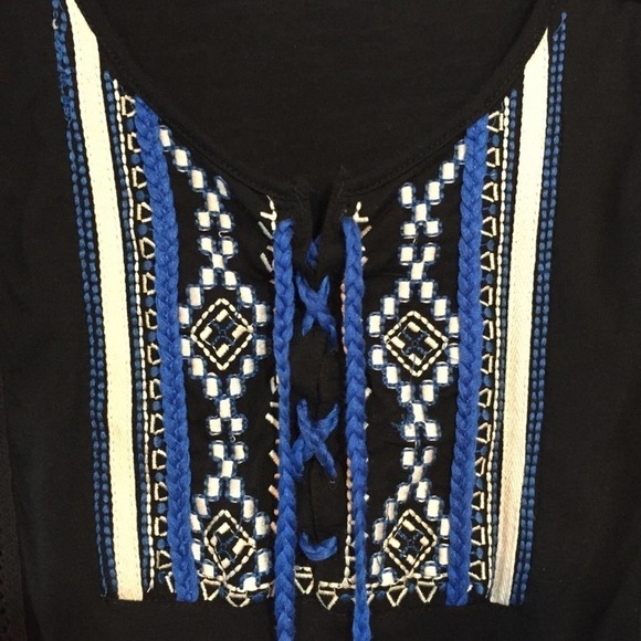 𝅺POOF Boho Hippie Embroidered Ruffle Lace Up Top Peplum Hem Women’s S Festival - Picture 3 of 8